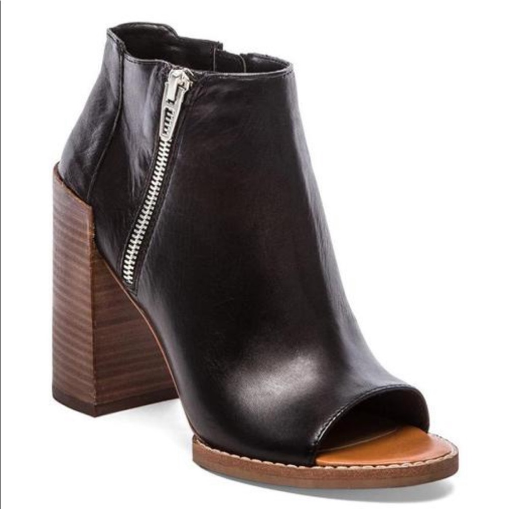Dolce Vita Mercy Peep Toe Bootie Sz 7